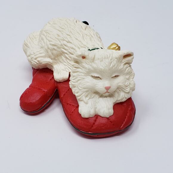 1995 Hallmark Cat Naps #2 Handcrafted Keepsake Clip-On Holiday Ornament - Picture 3 of 9